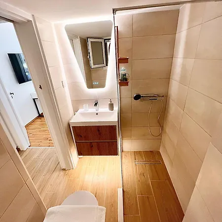 Cute Studio In Center Of Apartment *